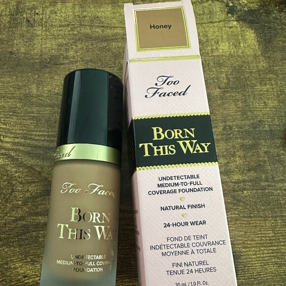Too Faced  Born This Way Natural Finish Longwear Liquid Foundation - Picture 1 of 1